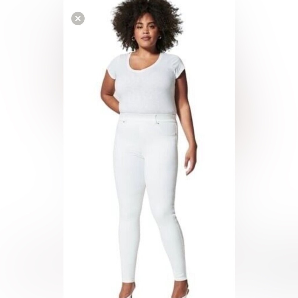 Spanx Distressed Denim Skinny Jeans White XL.